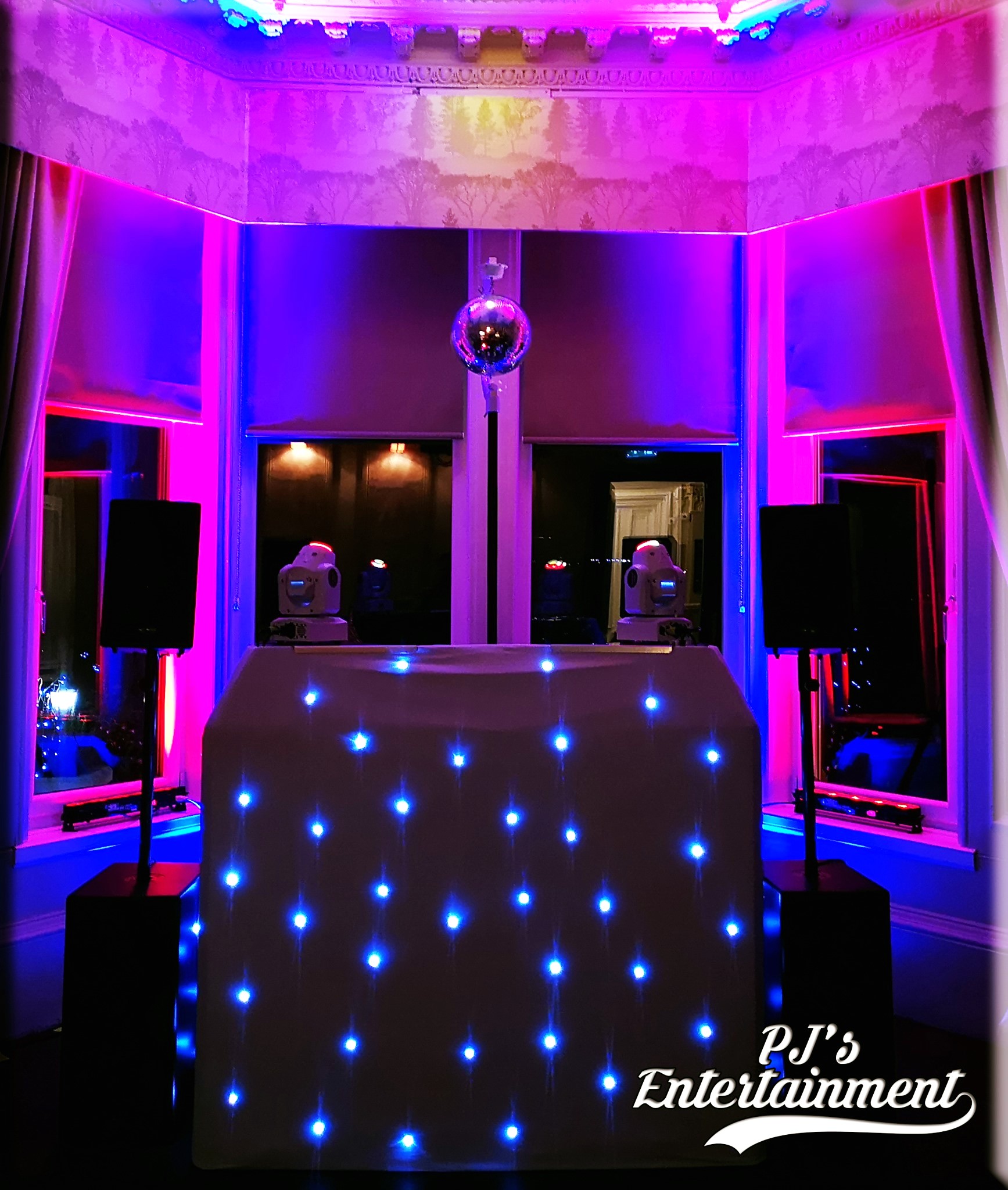 Christmas DJ
DJ
Party DJ 
Personalised DJ 
Music 
Wedding DJ 
DJ Glasgow 
Wedding DJ Glasgow
Party DJ Glasgow 
Professional DJa